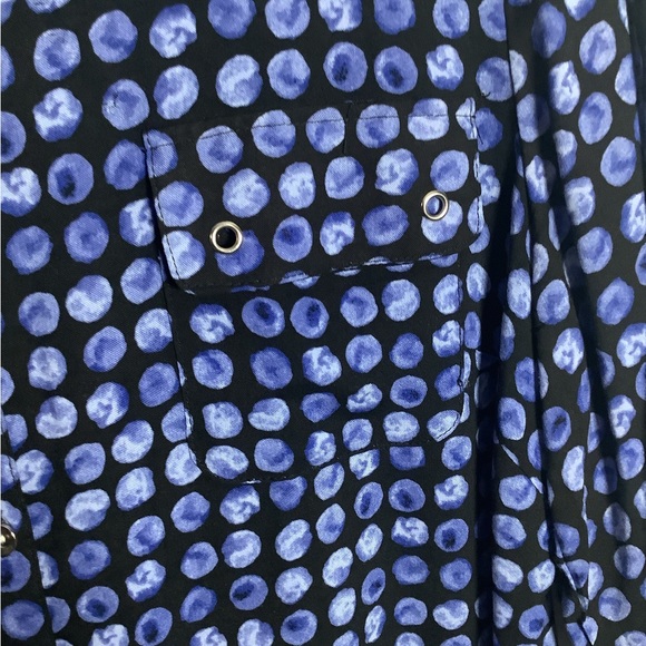 Marie Claire Boutiques 3/4 button up blouse - Picture 6 of 10